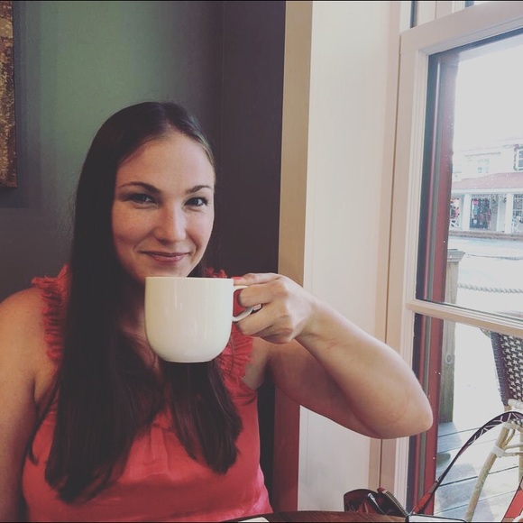 Meet your Posher, Carol - Picture 2 of 8